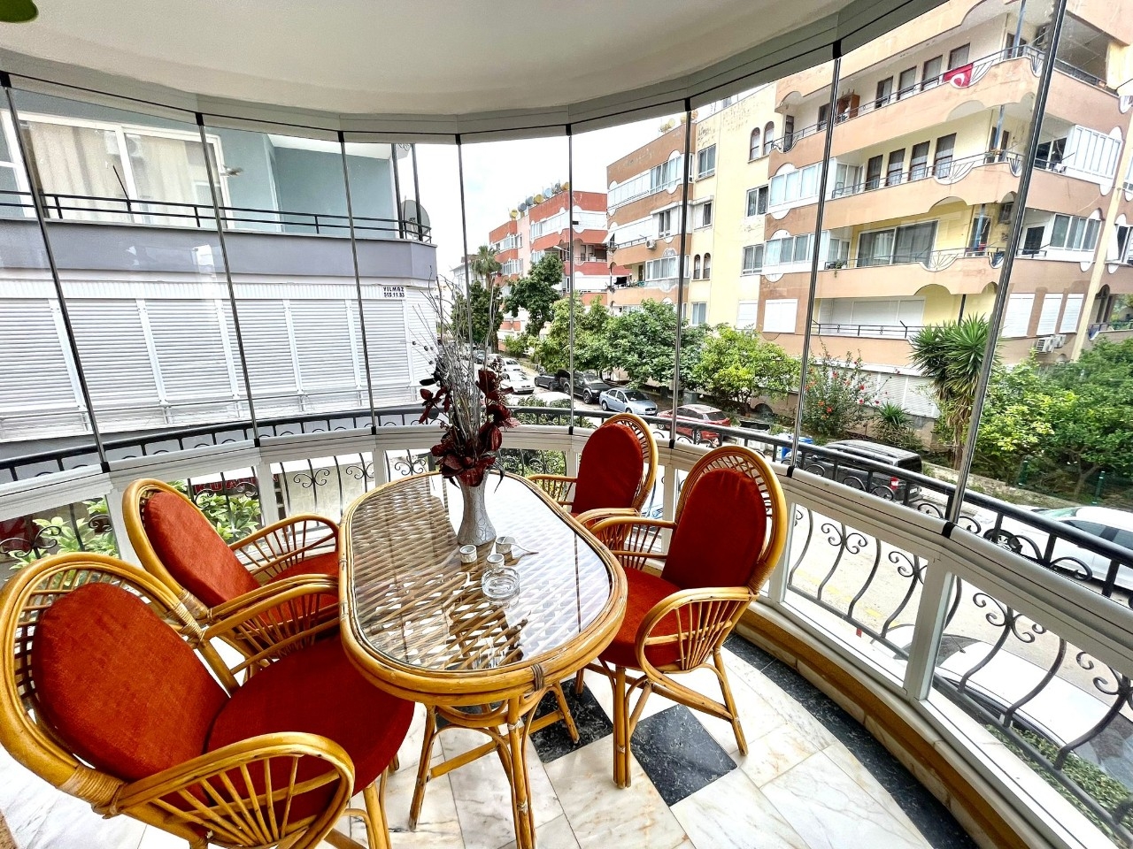2+1 Wohnung mit Bergblick in Oba, Alanya