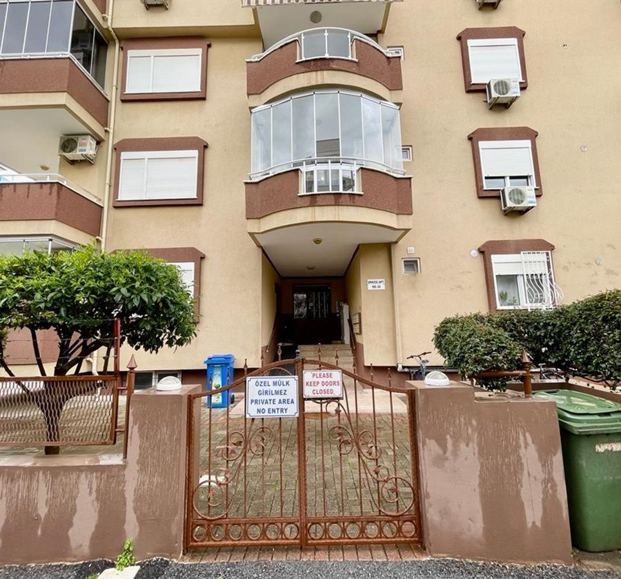 Romslig 3+1 Penthouse med Fjellutsikt i Alanya - Oba