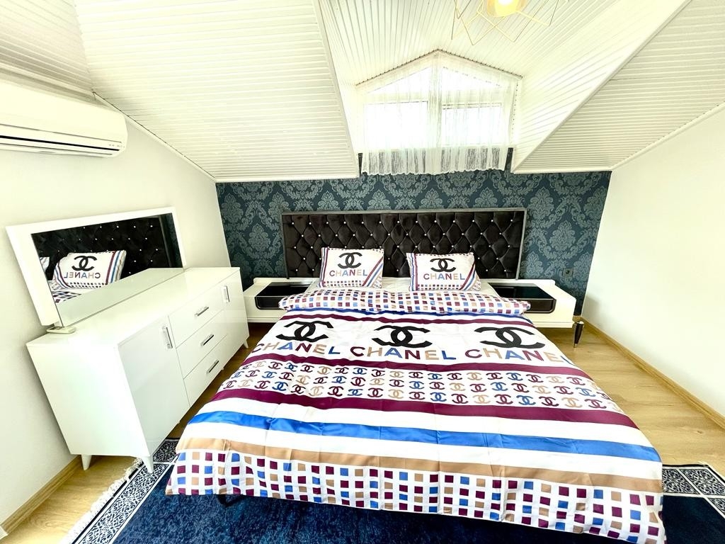 Romslig 3+1 Penthouse med Fjellutsikt i Alanya - Oba