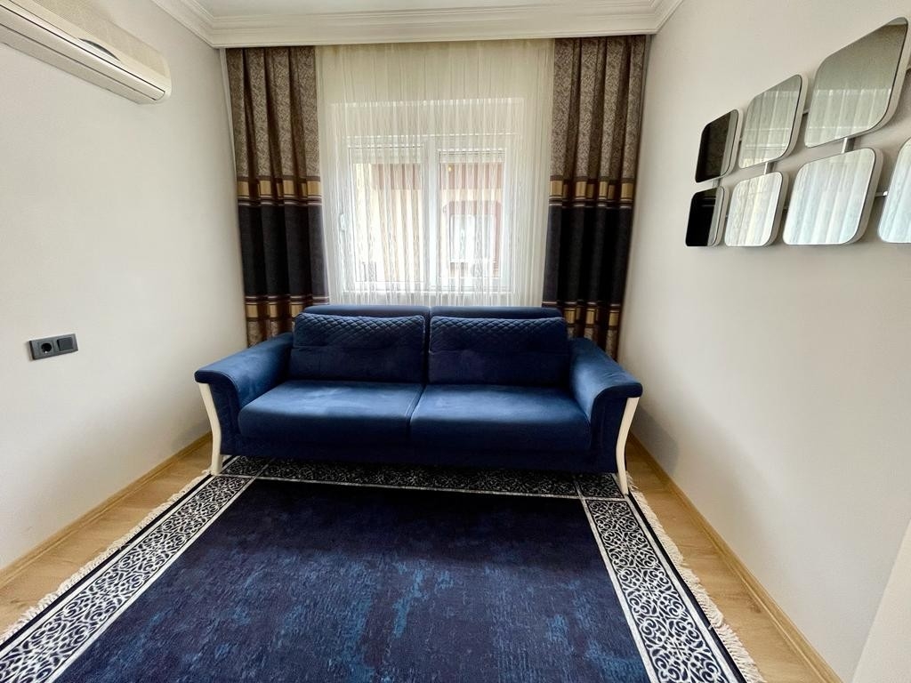 Romslig 3+1 Penthouse med Fjellutsikt i Alanya - Oba