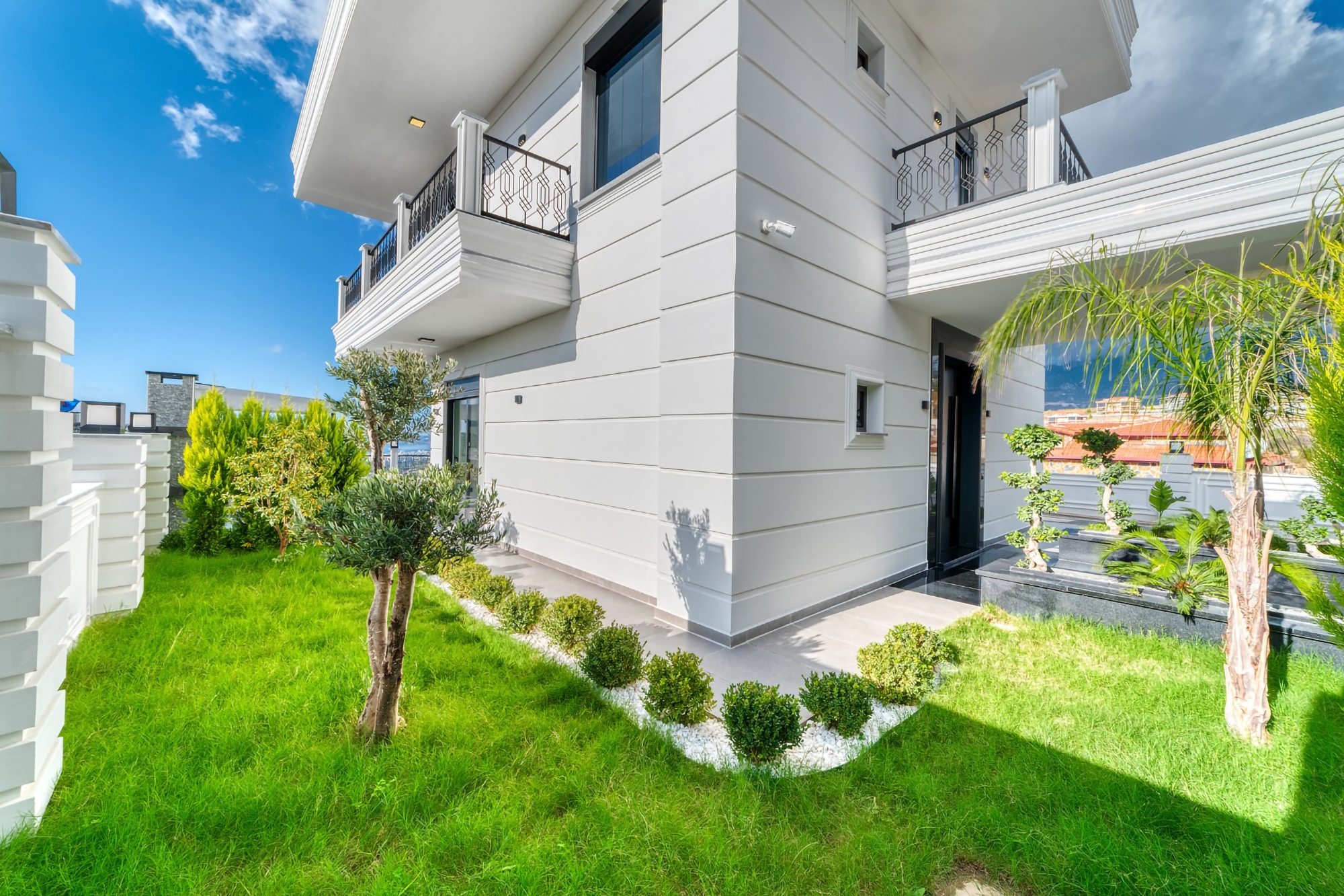 Luxuriöse 4+1 Villa mit atemberaubendem Blick in Kargicak, Alanya