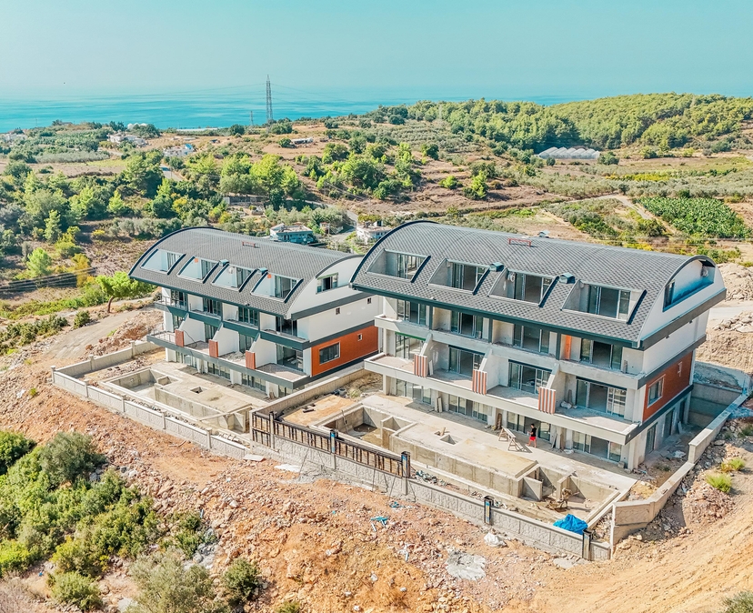 Luxuriöse 4+1 Villa mit Bergblick in Incekum, Alanya