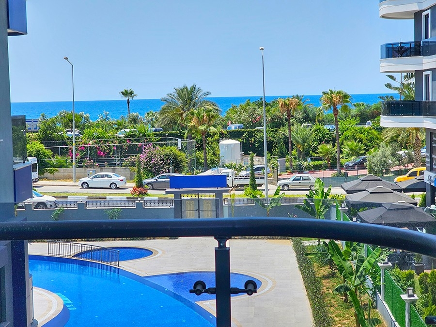 Ylellinen 1+1 huoneisto meri- ja linna-näköalalla, Alanya - Kargicak