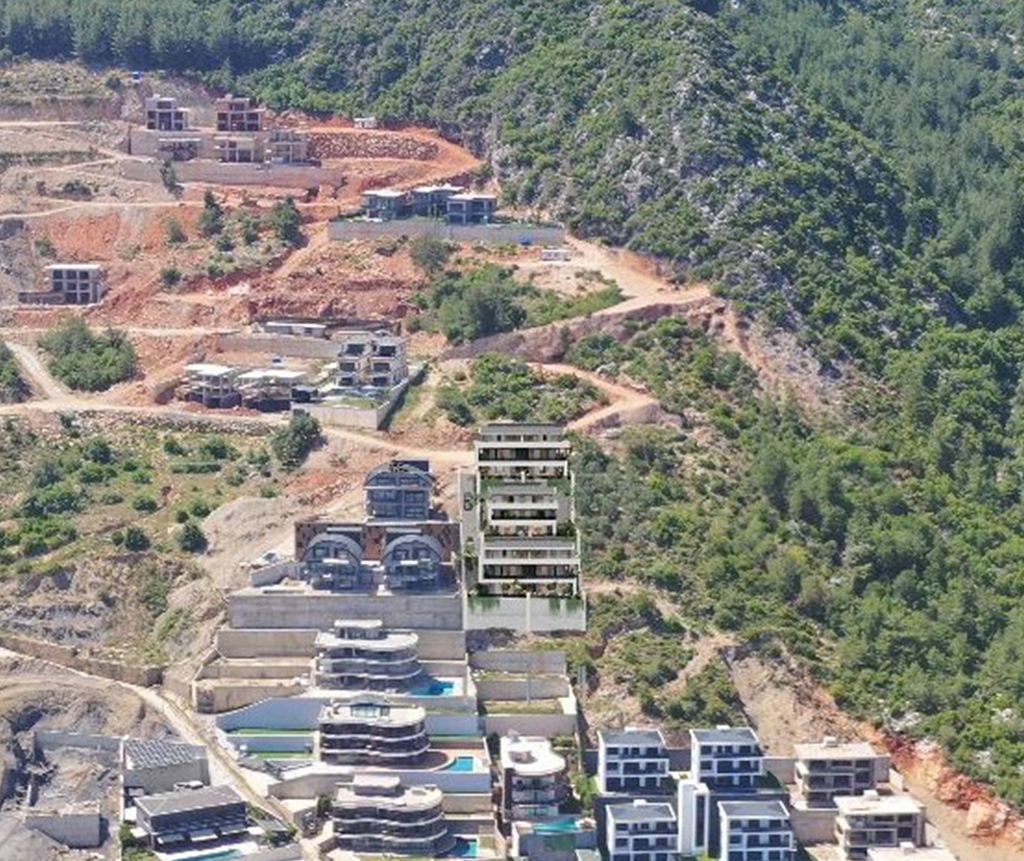 Luxuriöse 3+1 Villa mit atemberaubendem Blick in Alanya Tepe