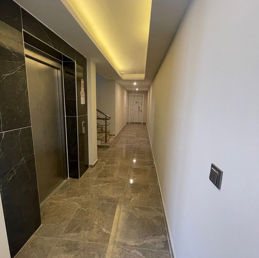 Luxuriöses 2+1 Apartment mit Meerblick, Burg- und Bergblick im Zentrum von Alanya