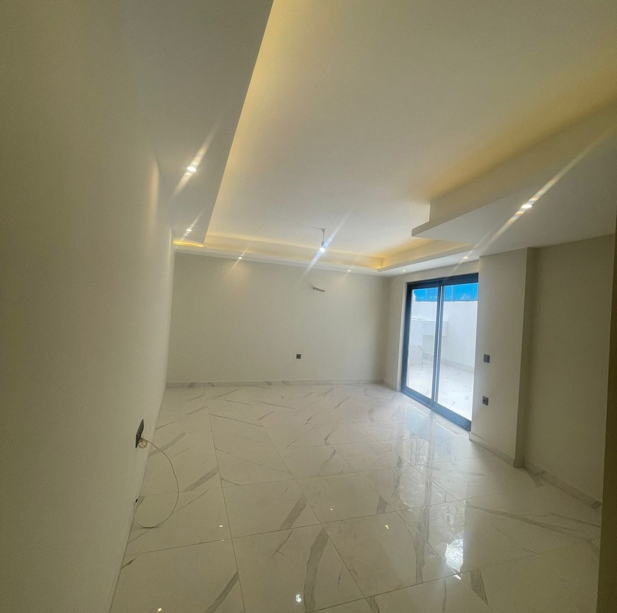 Luxuriöses 2+1 Apartment mit Meerblick, Burg- und Bergblick im Zentrum von Alanya