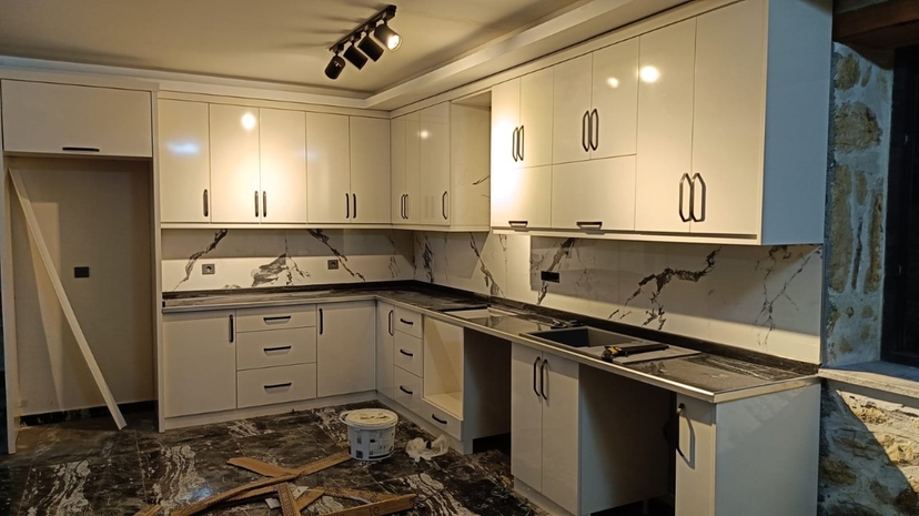 Luksus 3+1 Villa med Fantastisk Udsigt i Yeşilöz, Alanya