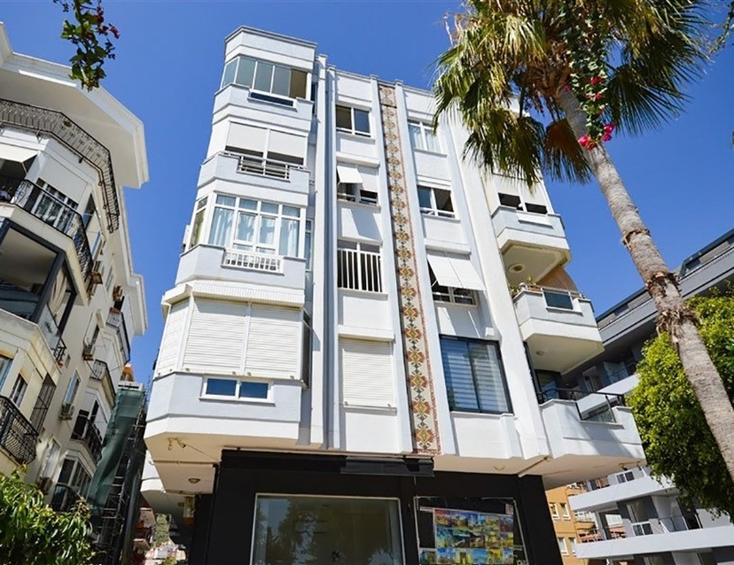 2+1 Wohnung mit atemberaubendem Blick, Alanya Zentrum