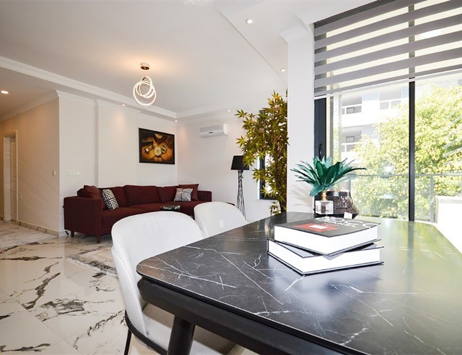 2+1 Wohnung mit atemberaubendem Blick, Alanya Zentrum