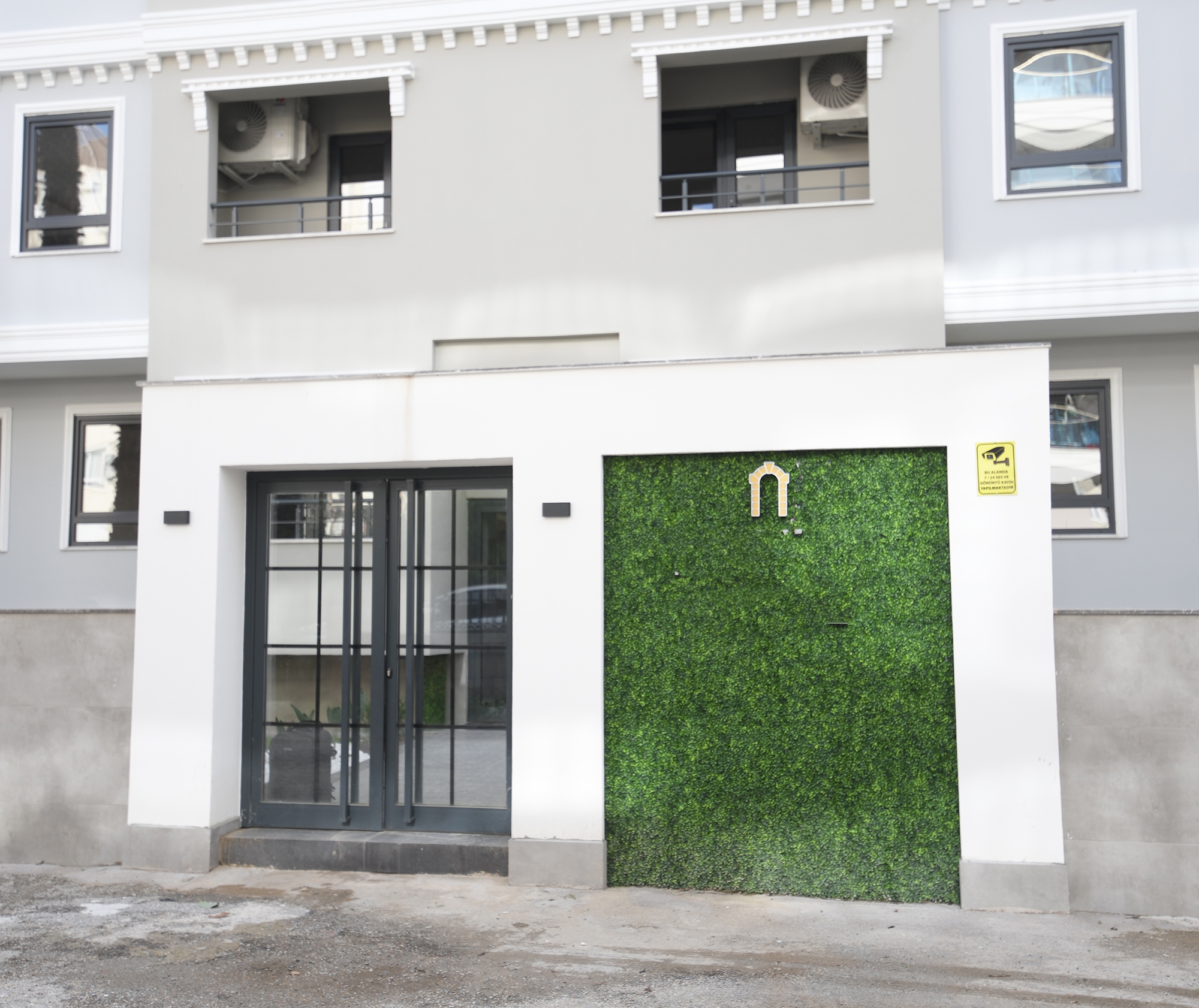Luxuriöse 2+1 Wohnung mit Burg- und Bergblick im Zentrum von Alanya