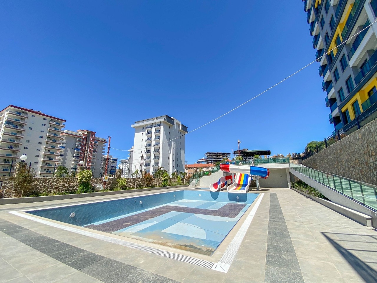 Luxury 1+1 apartment in Alanya