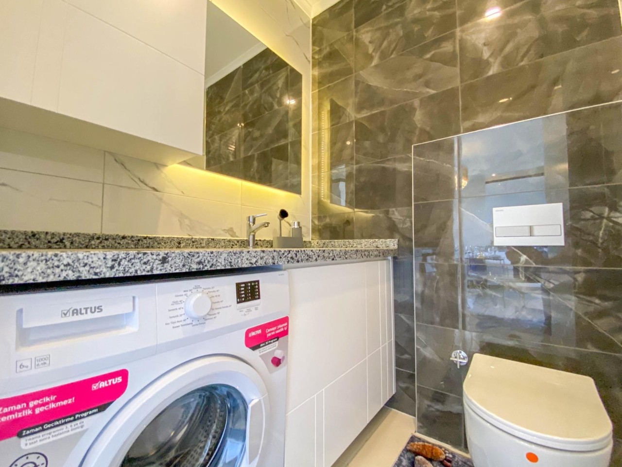 Luxury 1+1 apartment in Alanya