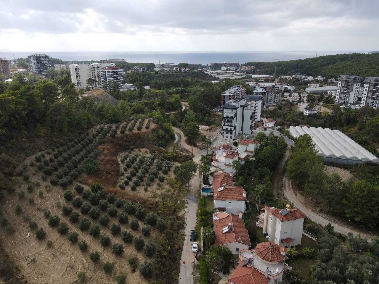 2+1 Villa med slott- och bergsutsikt, Alanya Avsallar