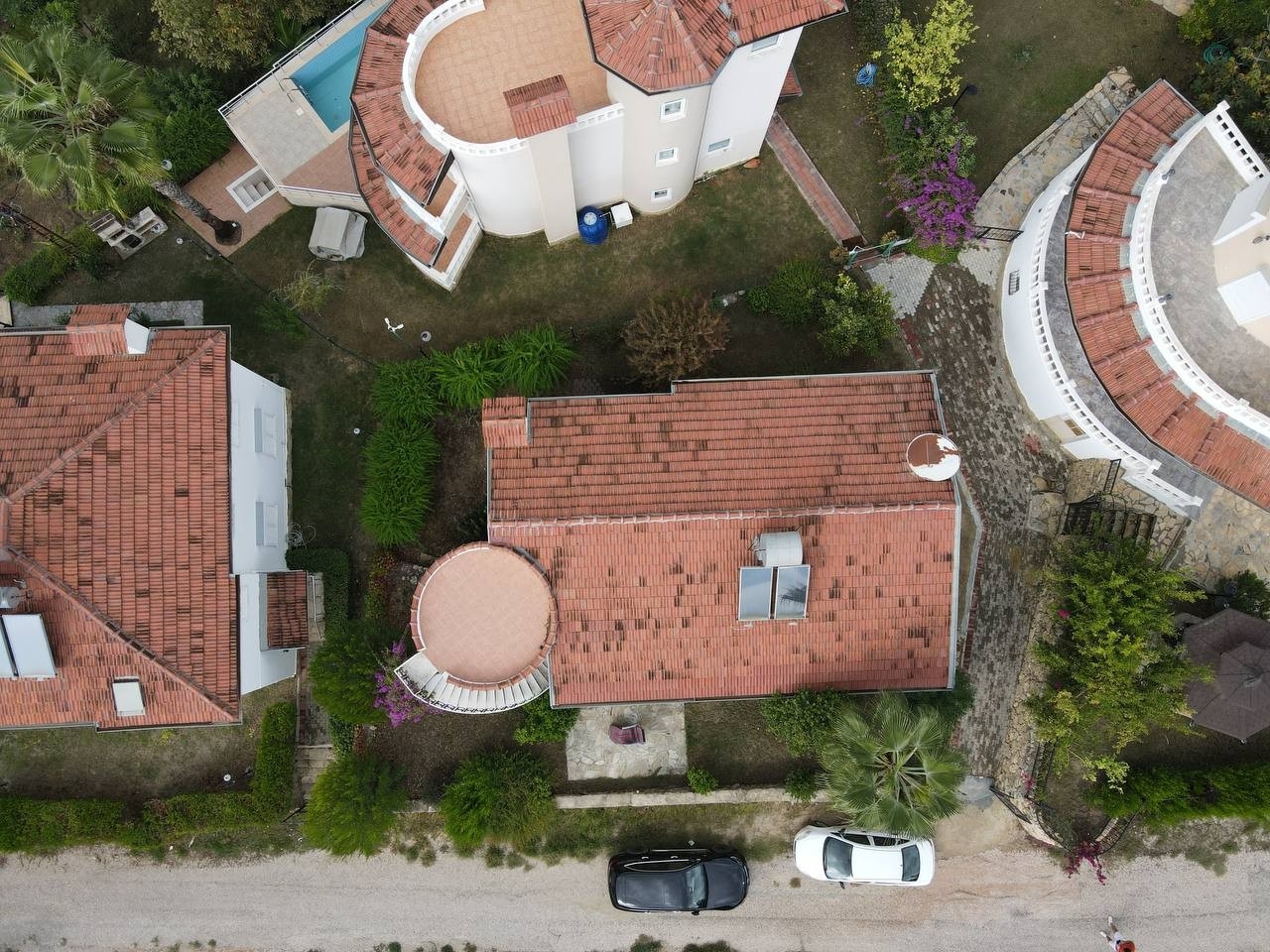 2+1 Villa med slott- och bergsutsikt, Alanya Avsallar