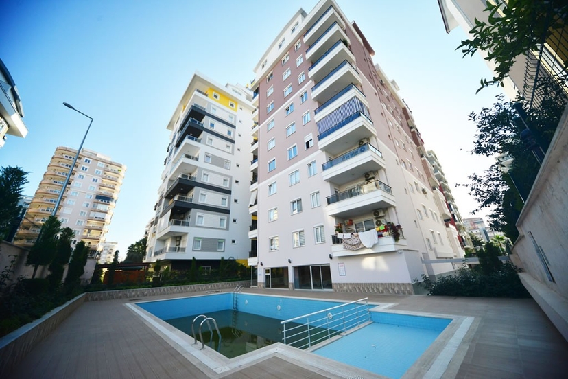 3+1 Luxury Apartment with Castle and Mountain Views, Alanya