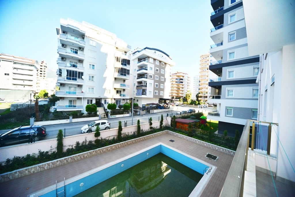 3+1 Luxury Apartment with Castle and Mountain Views, Alanya