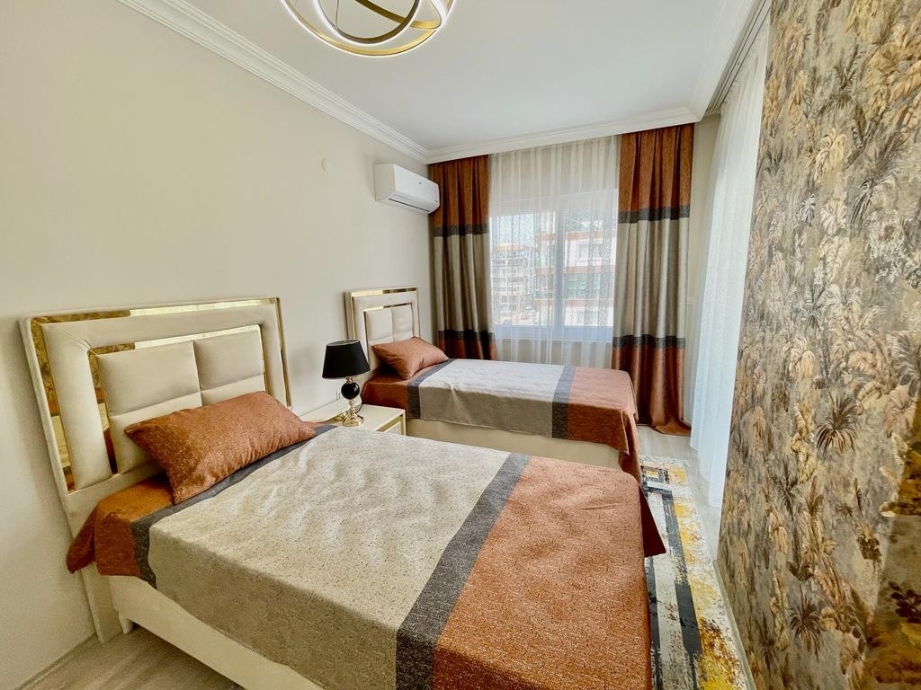 Luksus 2+1 Lejlighed med Slot og Bjerg Udsigt, Alanya - Mahmutlar