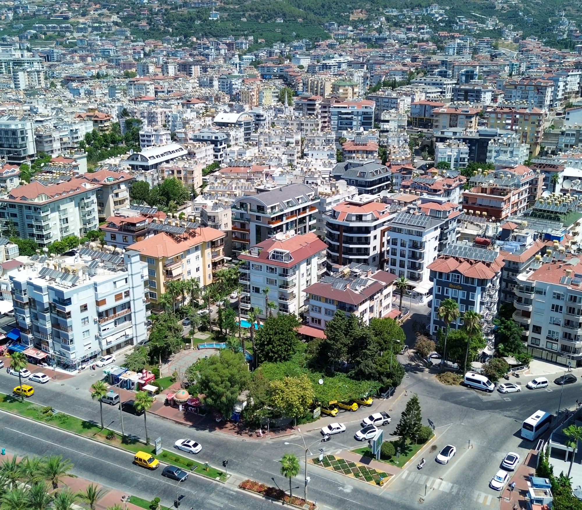 Luxuriöses 4+1 Apartment mit atemberaubendem Ausblick, Alanya Zentrum