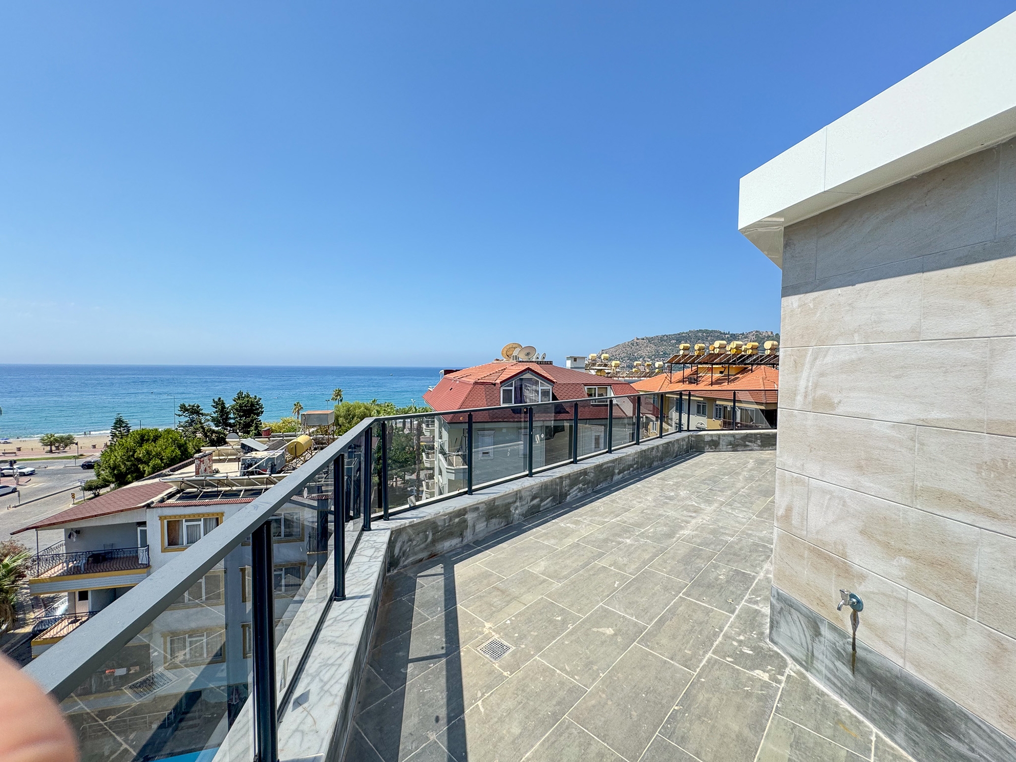 Luxuriöses 4+1 Apartment mit atemberaubendem Ausblick, Alanya Zentrum