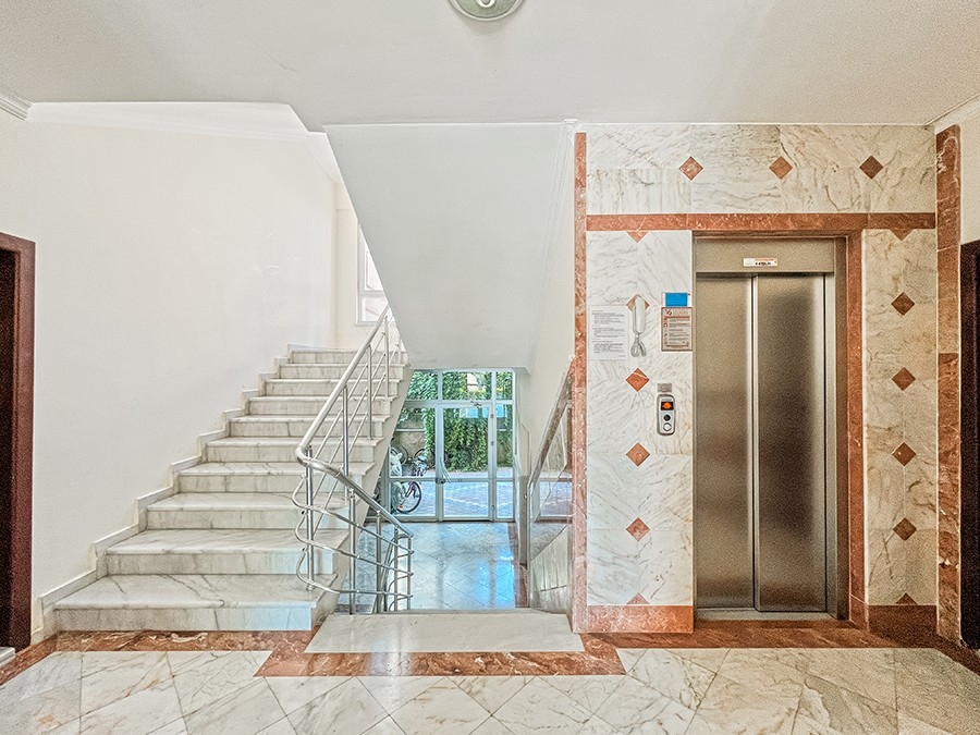 Luxurious 2+1 with Castle and Mountain Views, Alanya - Mahmutlar