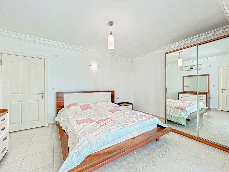 Luxurious 2+1 with Castle and Mountain Views, Alanya - Mahmutlar