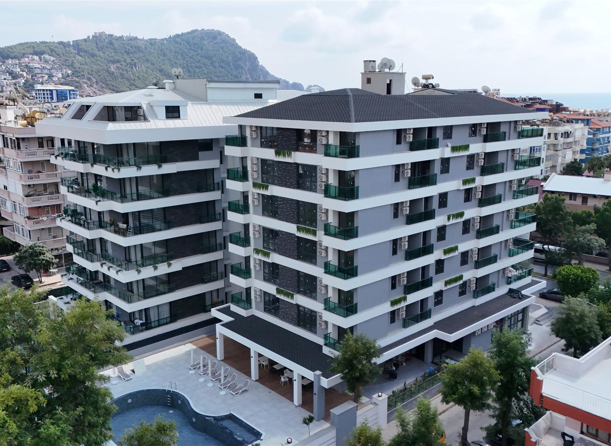 Luxuriöses 1+1 Apartment mit Bergblick, Alanya Zentrum