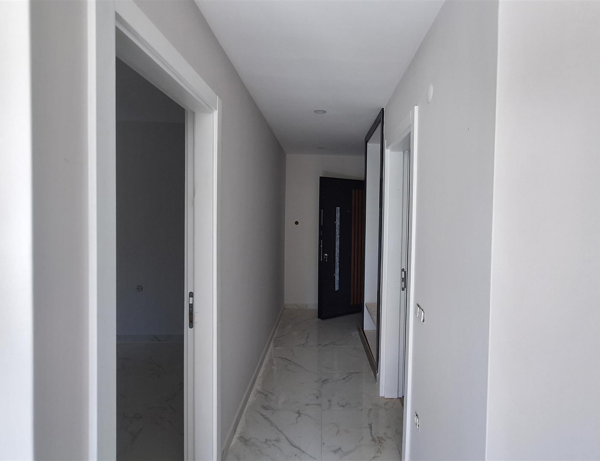Luxuriöses 1+1 Apartment mit Bergblick, Alanya Zentrum