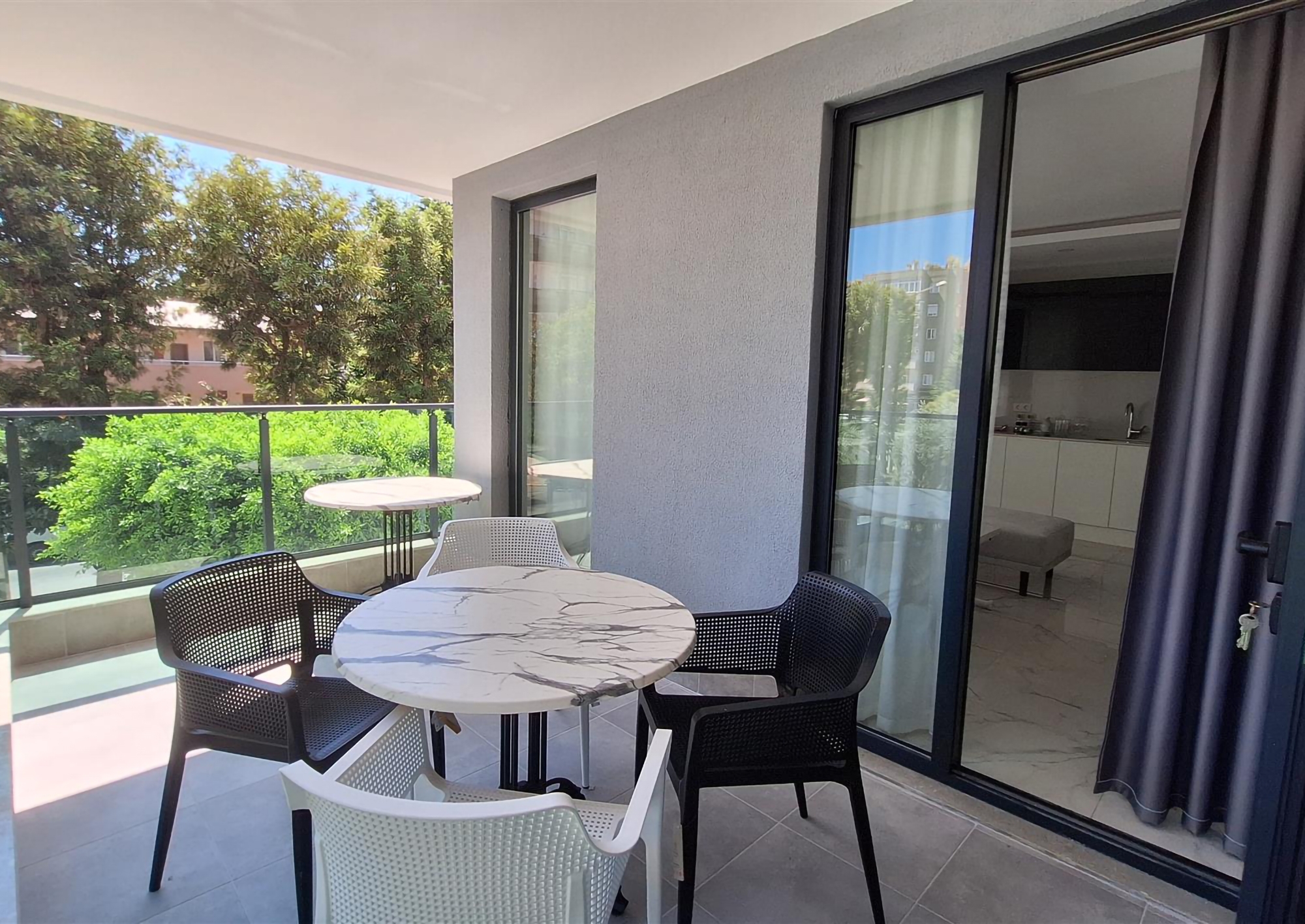 Luxuriöses 1+1 Apartment mit Bergblick, Alanya Zentrum