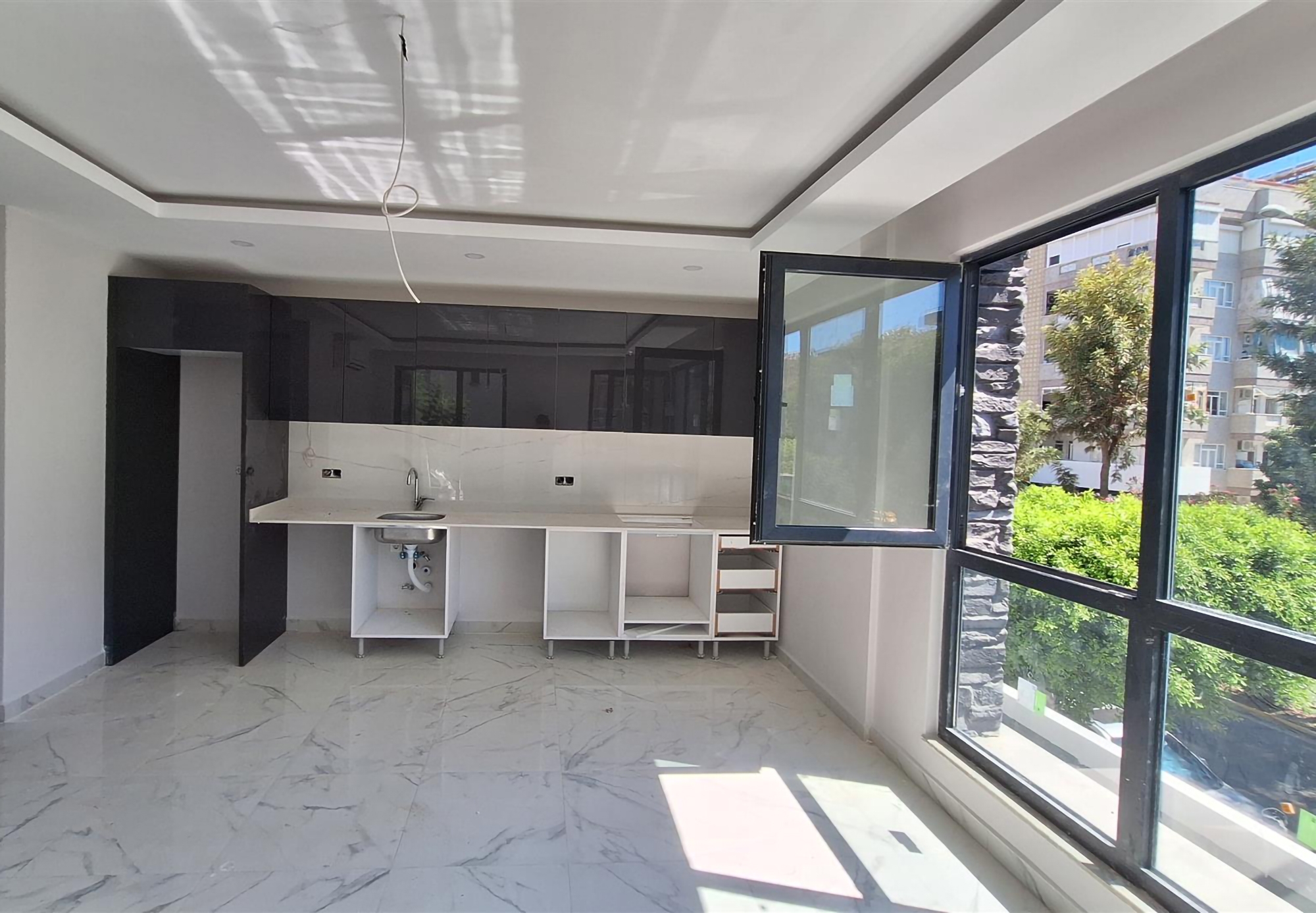 Luxuriöses 1+1 Apartment mit Bergblick, Alanya Zentrum
