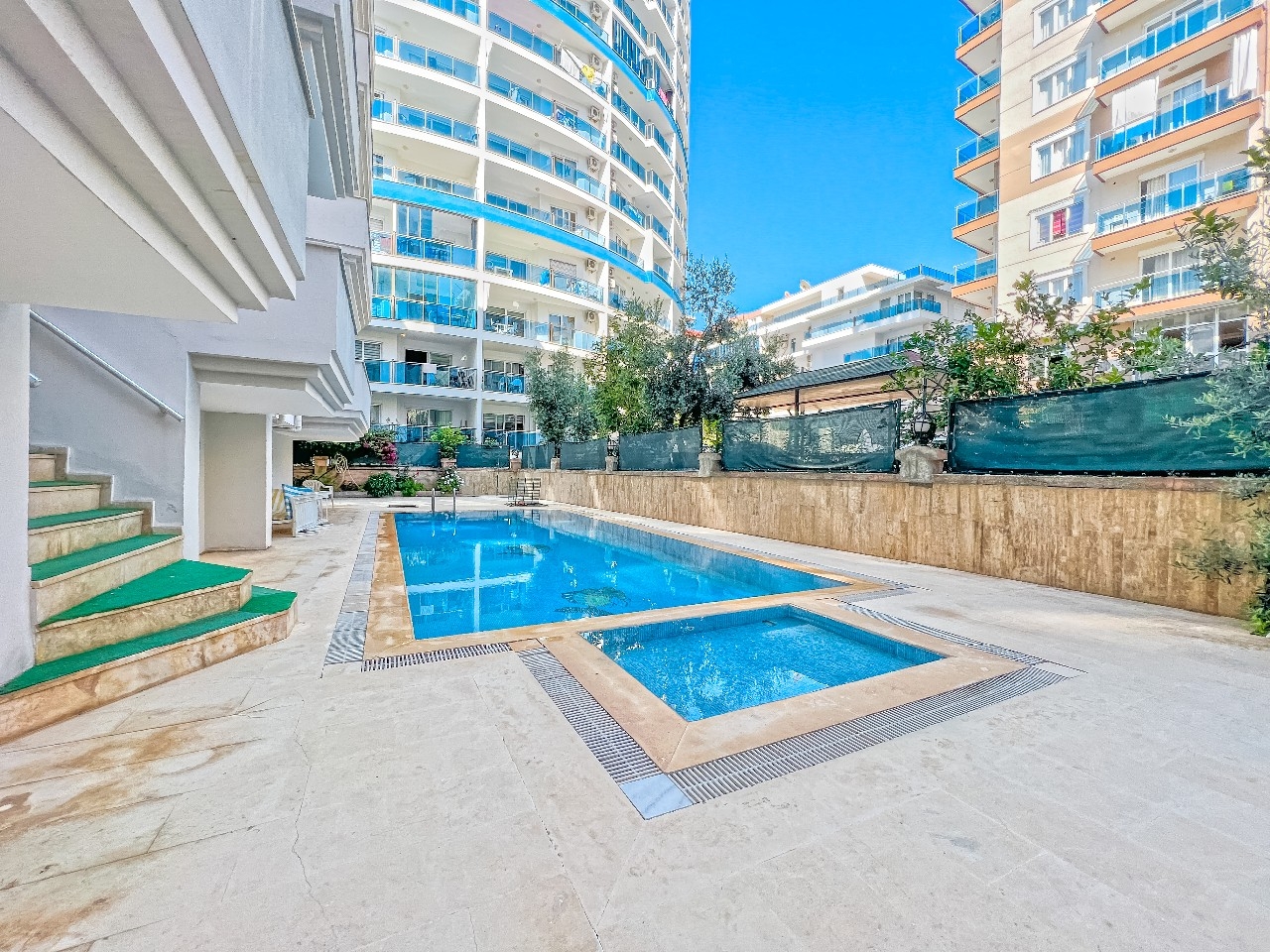 Luxury 2+1 Apartment with Mountain View in Mahmutlar