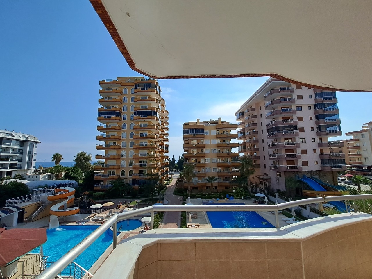 Luxurious 2+1 Apartment with Sea and Mountain Views, Alanya Mahmutlar