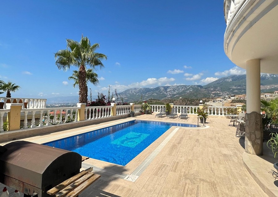 Mountain View 3+1 Villa in Kargicak, Alanya