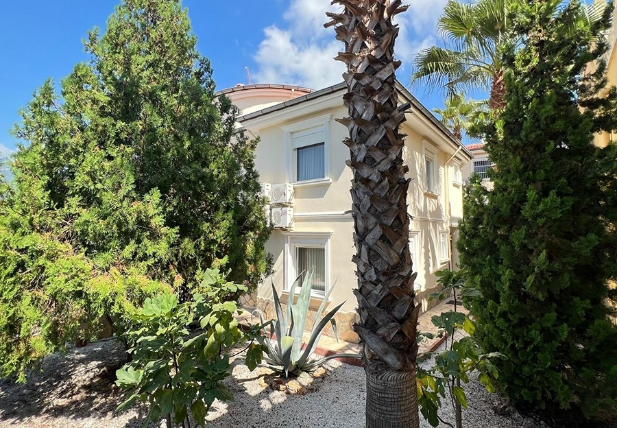 Mountain View 3+1 Villa in Kargicak, Alanya