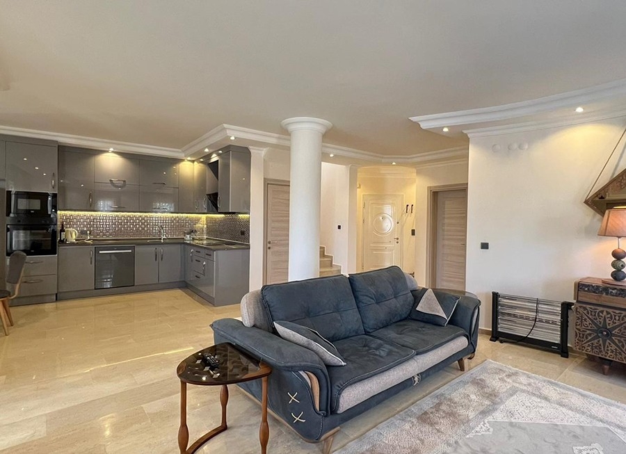Mountain View 3+1 Villa in Kargicak, Alanya