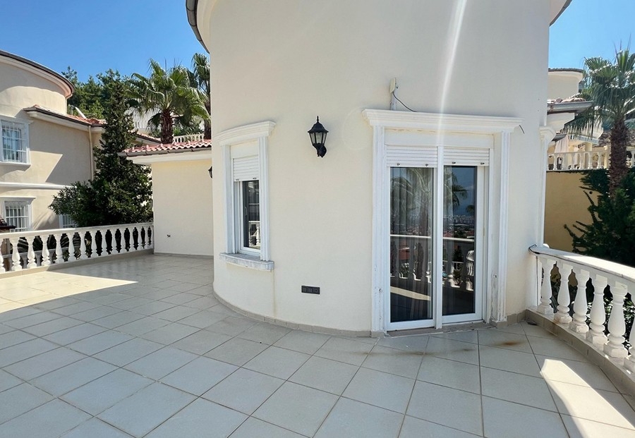 Mountain View 3+1 Villa in Kargicak, Alanya