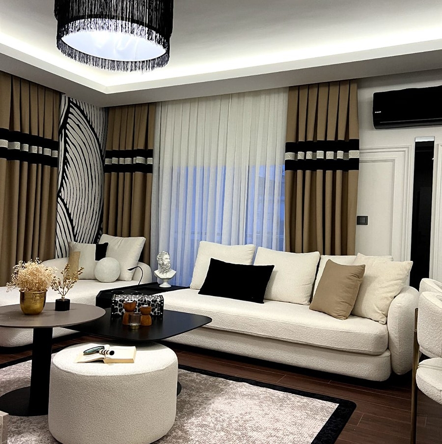 Spacious 2+1 Apartment in Alanya City Center with Mountain View