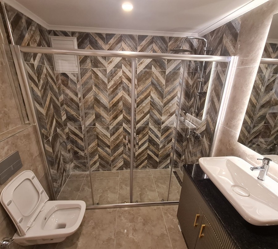 Spacious 2+1 Apartment in Alanya City Center with Mountain View