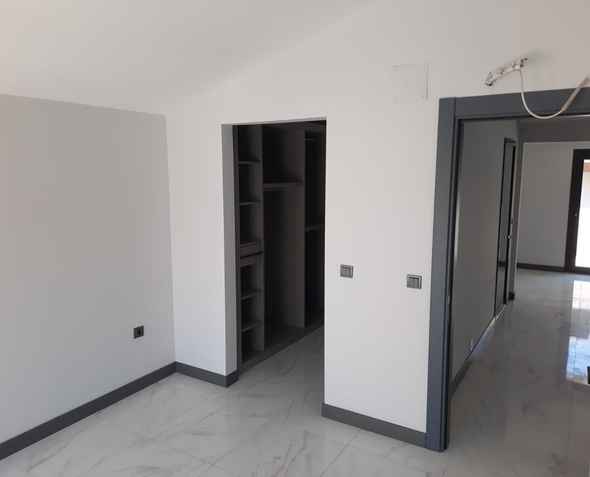 Lyxig 4+1 Villa med Bergsutsikt, Alanya - Avsallar