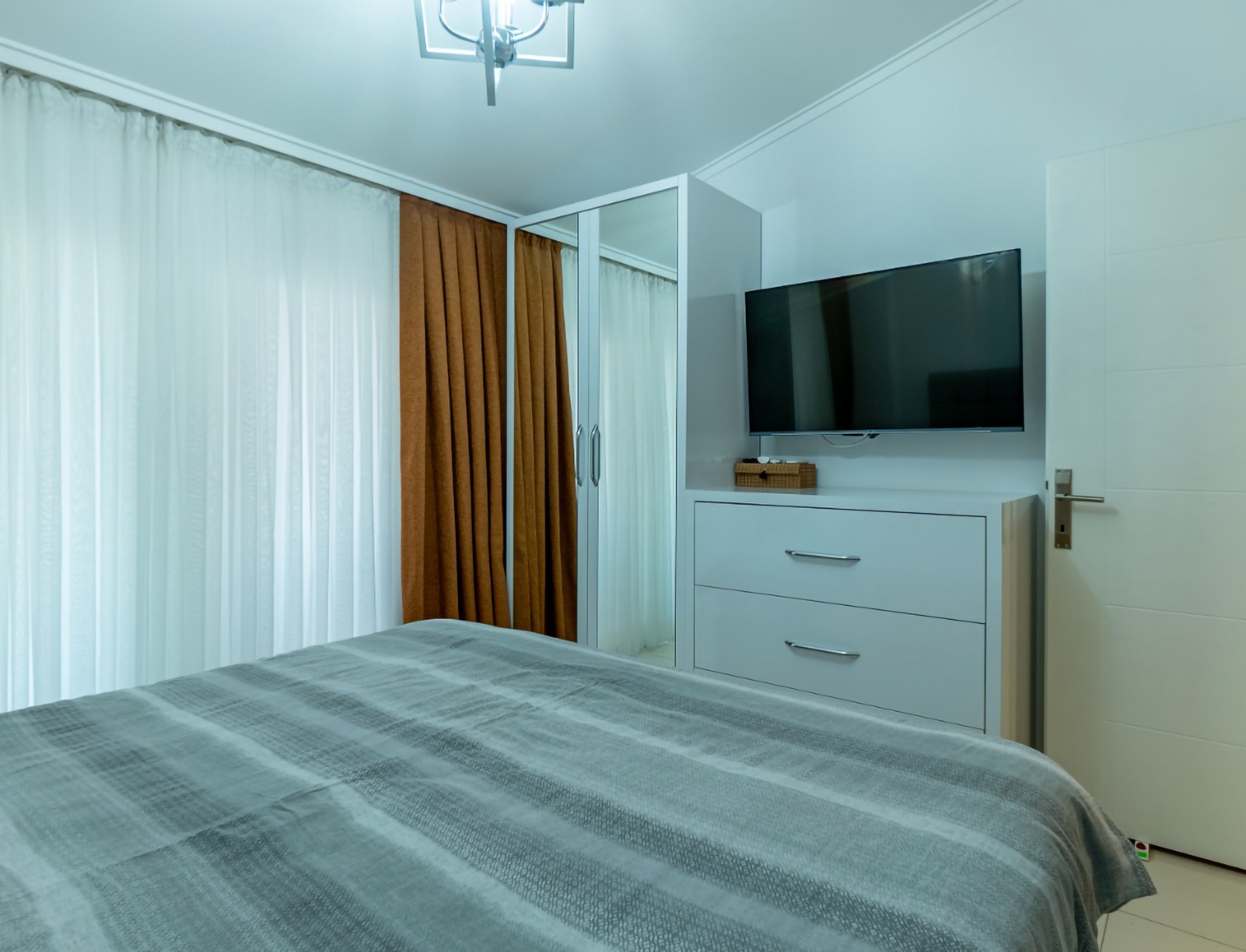 Luxuriöses 2+1 Penthouse mit Bergblick im Zentrum von Alanya