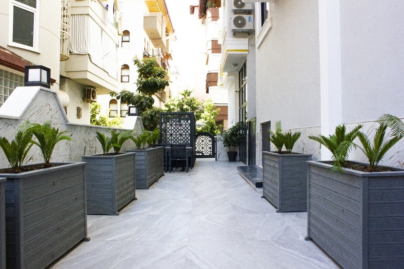Luxury 1+1 Apartment with Mountain View, Alanya Center