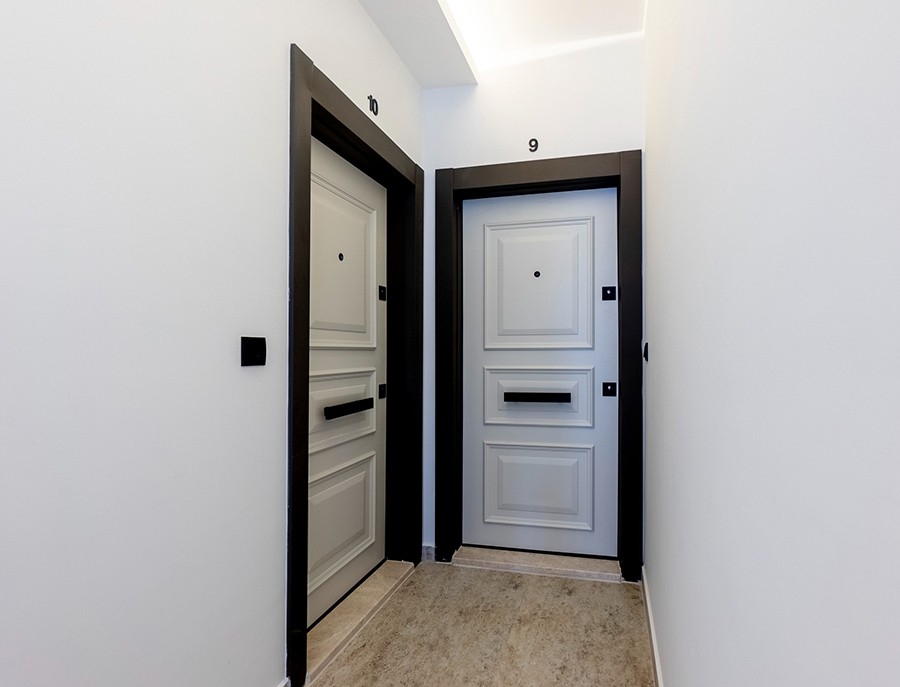 Luxury 1+1 Apartment with Mountain View, Alanya Center