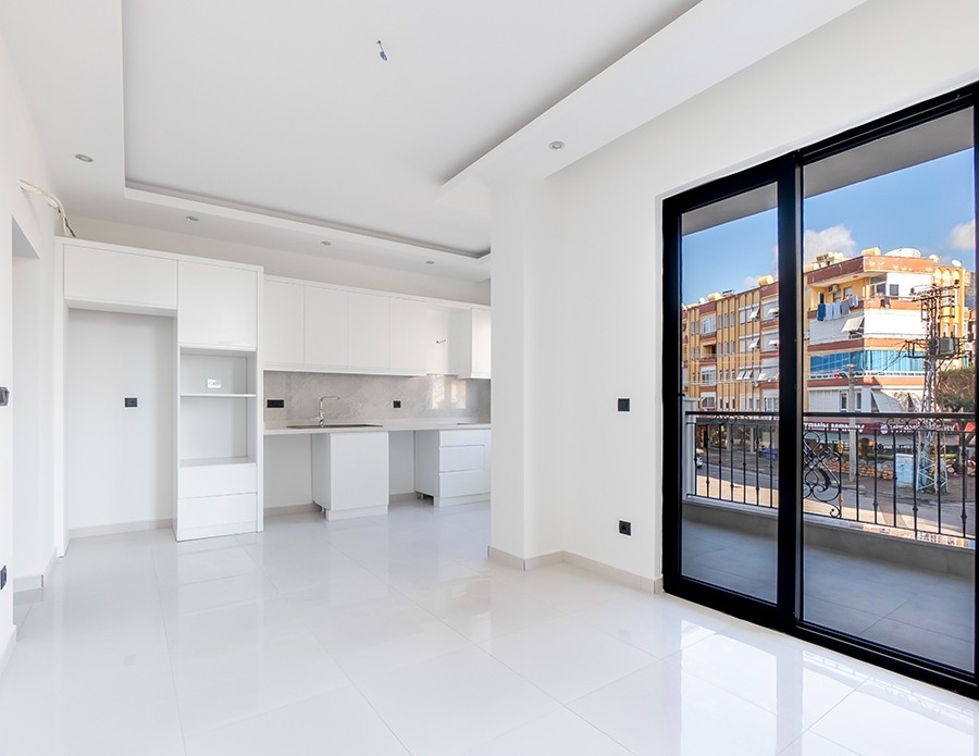 Luxury 1+1 Apartment with Mountain View, Alanya Center