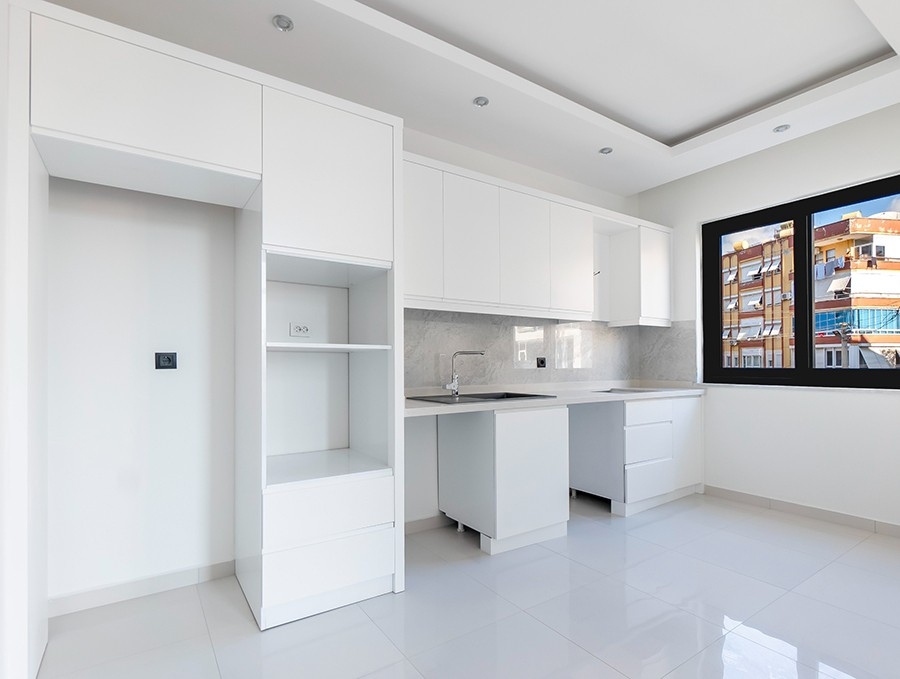 Luxury 1+1 Apartment with Mountain View, Alanya Center