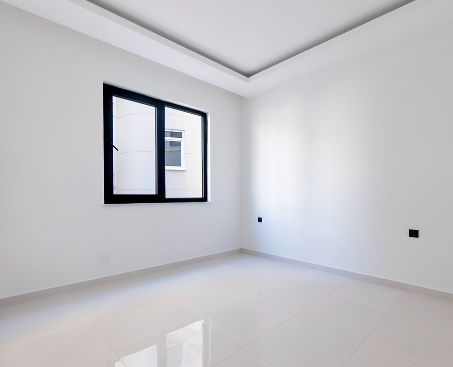 Luxury 1+1 Apartment with Mountain View, Alanya Center