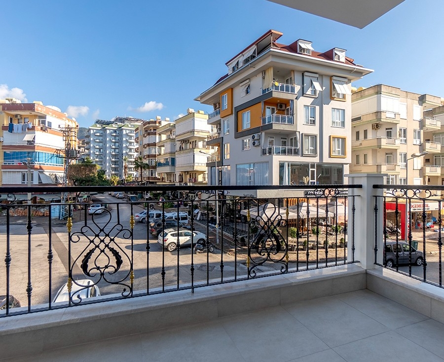 Luxury 1+1 Apartment with Mountain View, Alanya Center