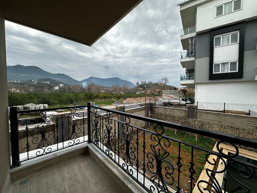 1+1 Asunto vuorinäköalalla Oba, Alanya