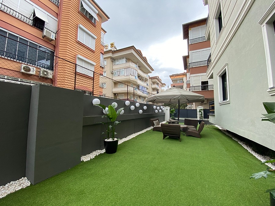 Bjergudsigt 1+1 Lejlighed i Alanya Centrum
