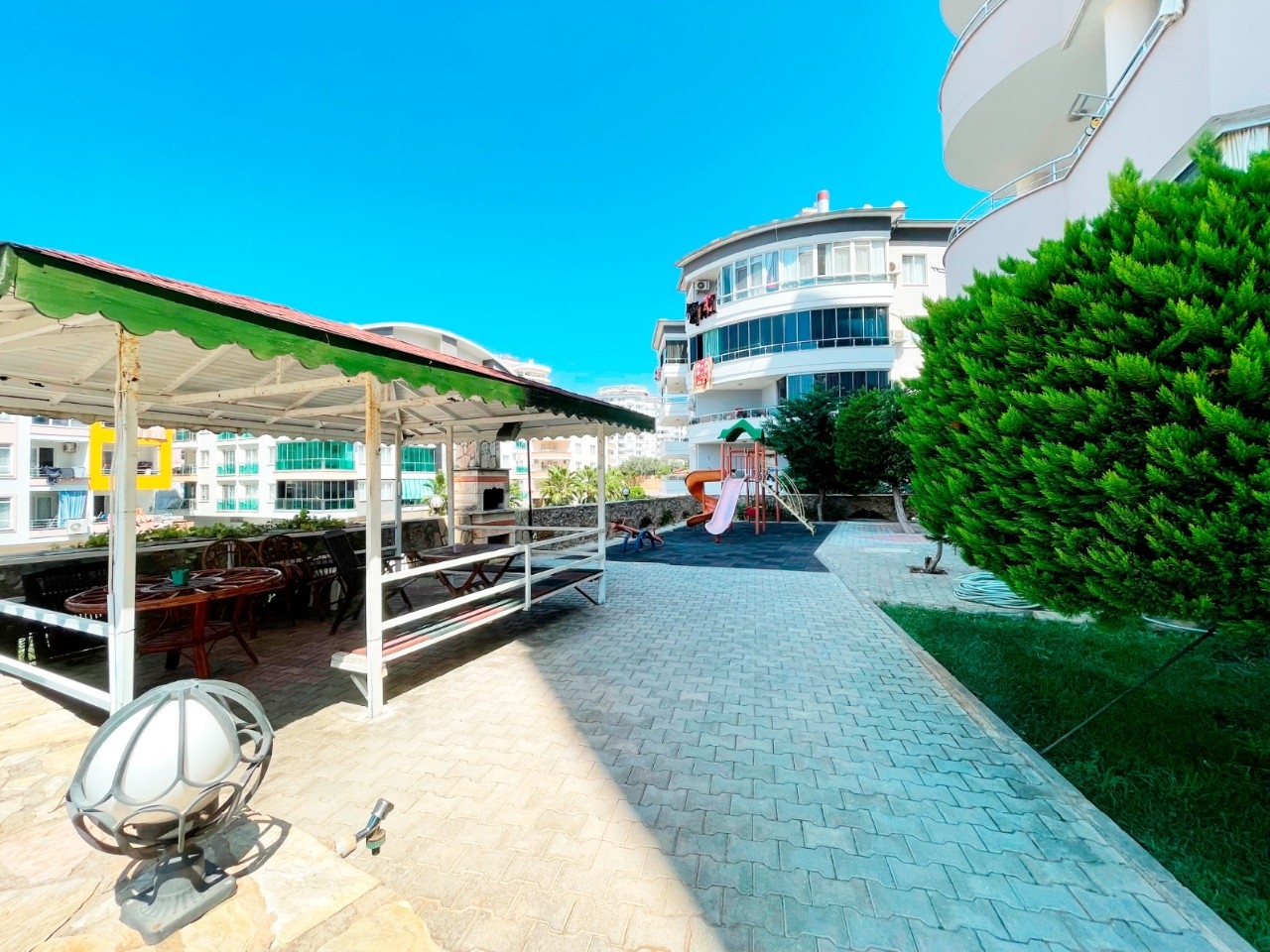 Stunning 2+1 Apartment with Sea and Castle Views, Alanya Tosmur