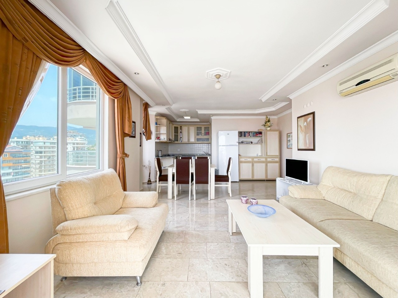 Stunning 2+1 Apartment with Sea and Castle Views, Alanya Tosmur