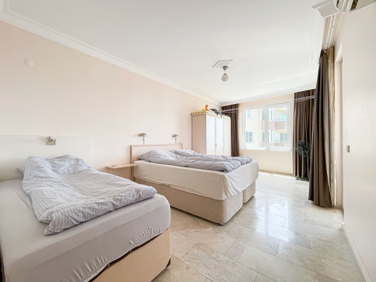 Stunning 2+1 Apartment with Sea and Castle Views, Alanya Tosmur